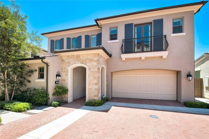 104 Rotunda, Irvine, CA 92620
