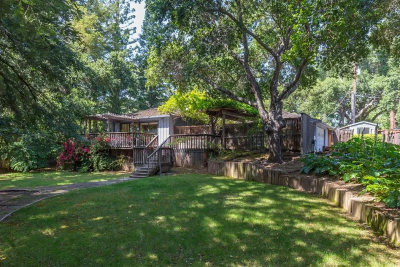 510 Sequoia, Los Altos, CA 94024