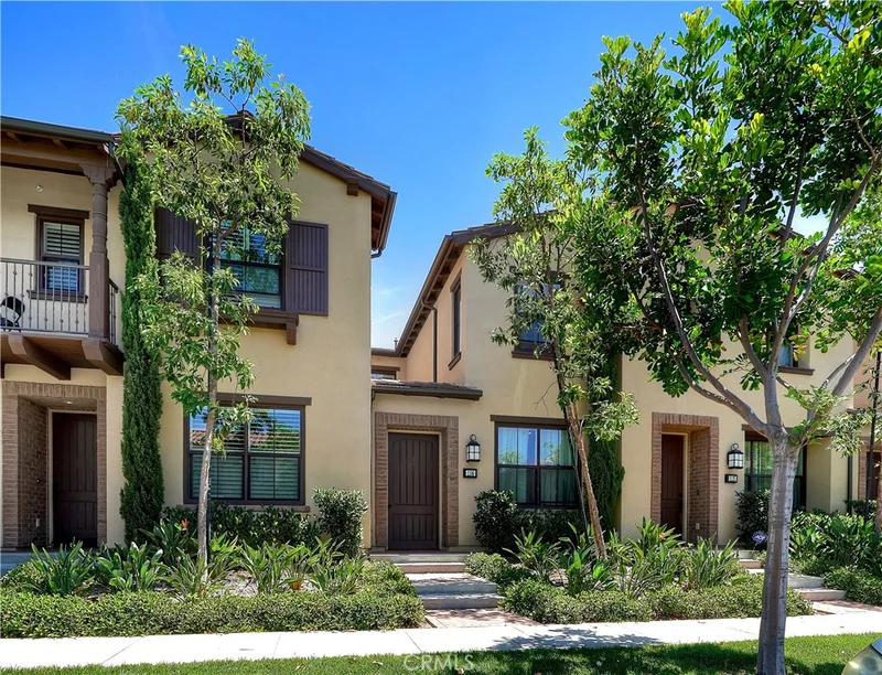 114 Mighty Oak, Irvine, CA 92602