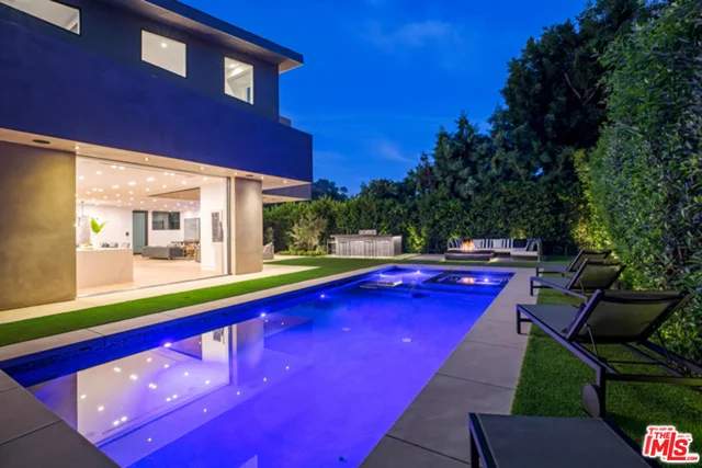 1845 Coldwater Canyon, Beverly Hills, CA 90210