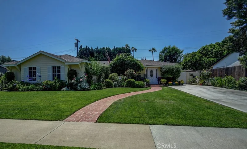 458 S Rosalind Drive, Orange, CA 92869