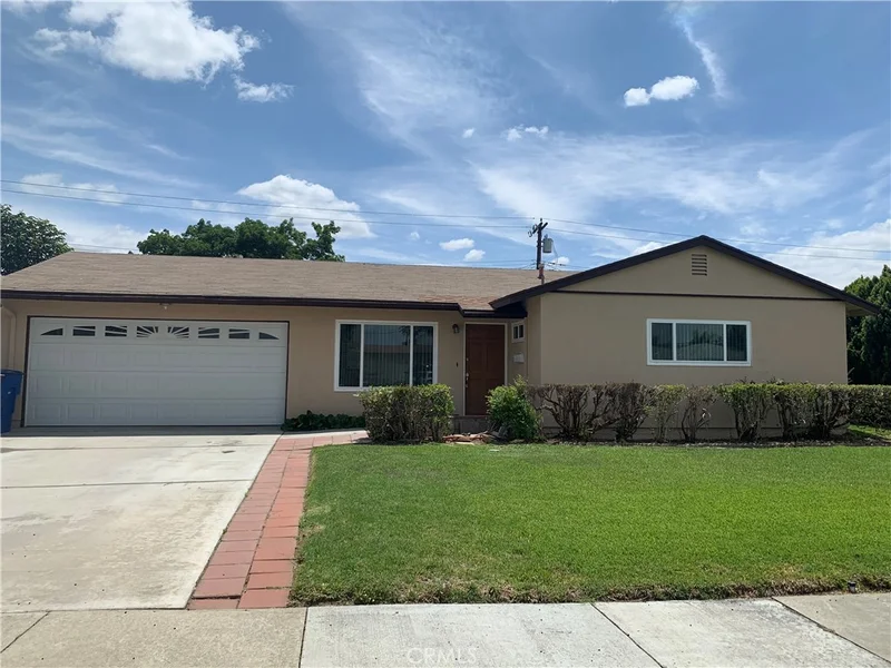 8758 Conway, Riverside, CA 92503
