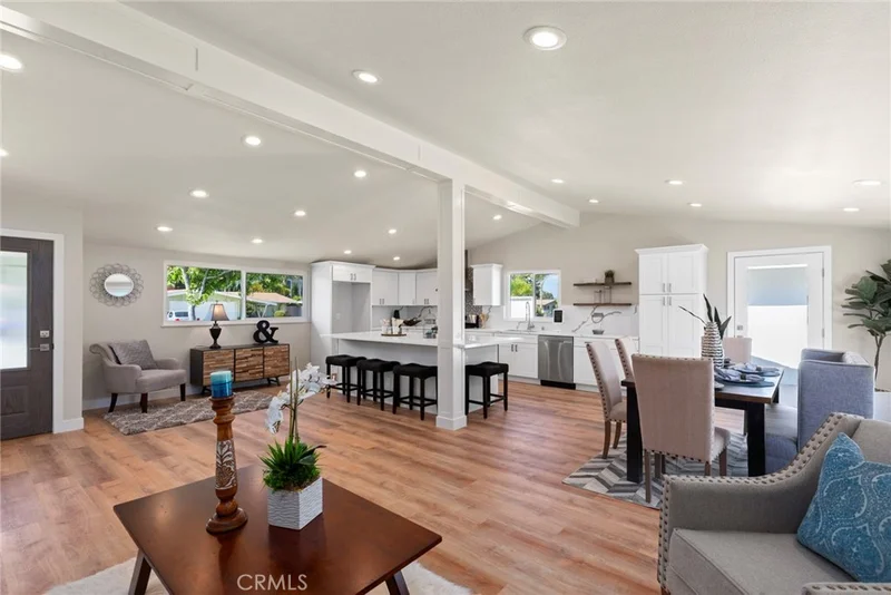 427 Princeton, Costa Mesa, CA 92626