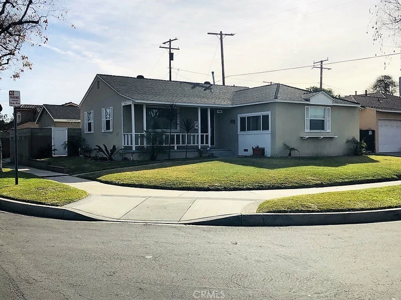 11530 Davenrich, Santa Fe Springs, CA 90670