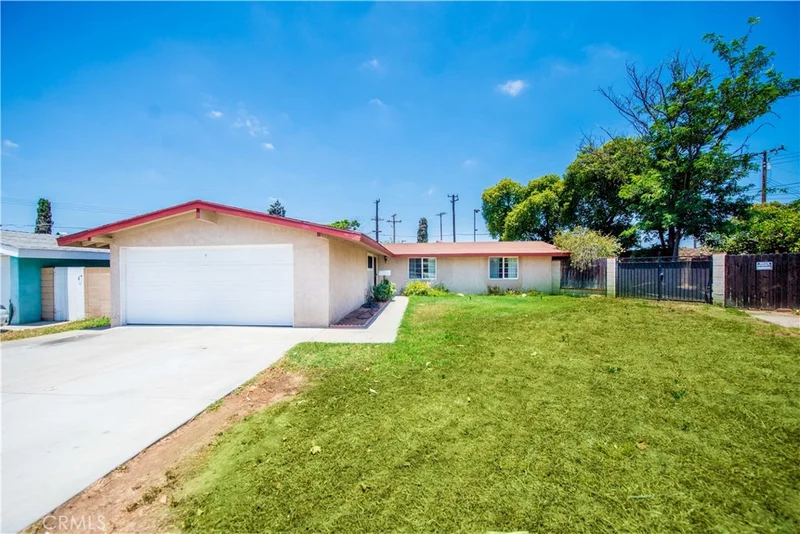 545 Emerald, Orange, CA 92868