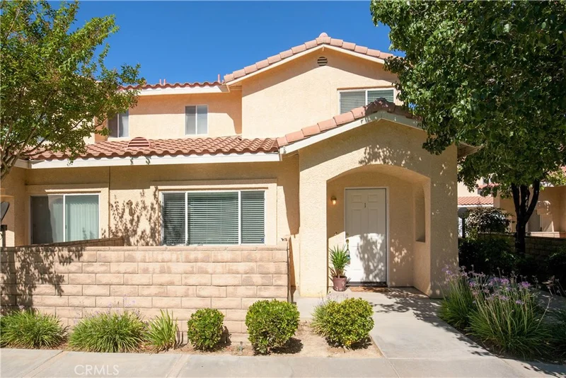 43471 30th Street W 1, Lancaster, CA 93536