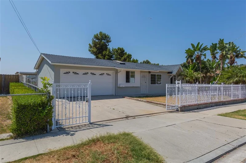 8813 Ellenwood Circle, Spring Valley, CA 91977