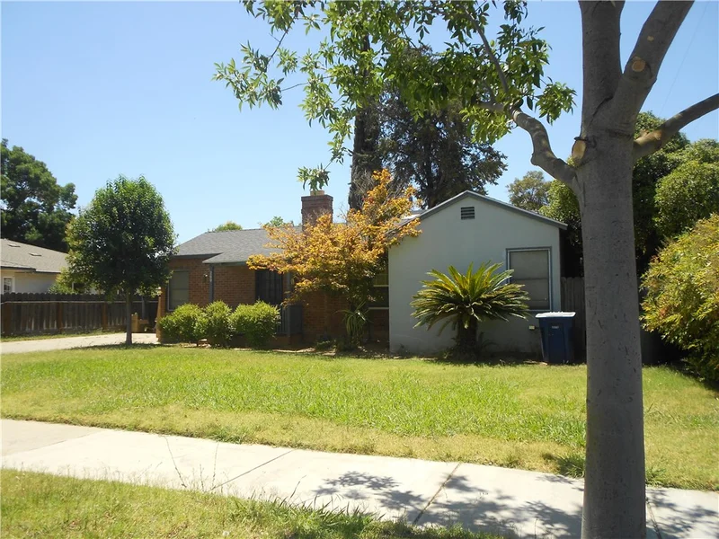 260 18th, Merced, CA 95340