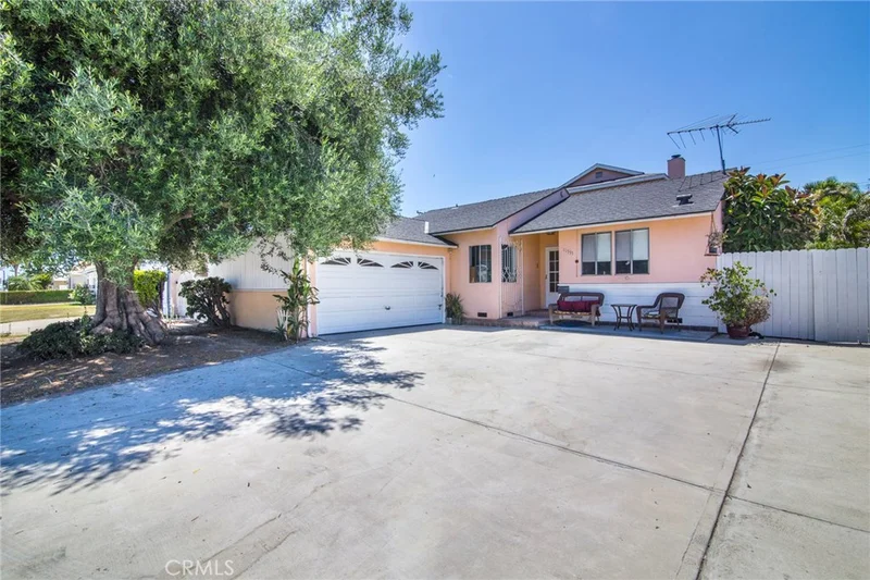 11531 West, Garden Grove, CA 92840