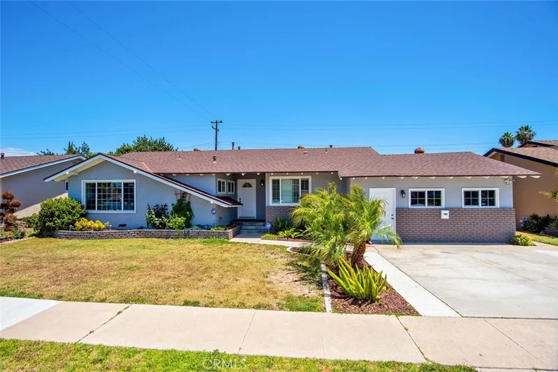 10432 Courson, Stanton, CA 90680