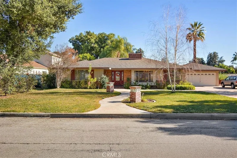 3025 Muscupiabe, San Bernardino, CA 92405