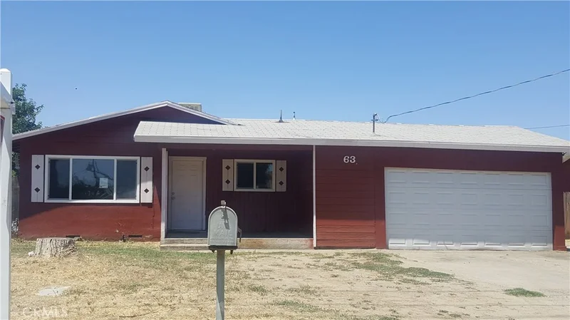 63 P, Merced, CA 95341