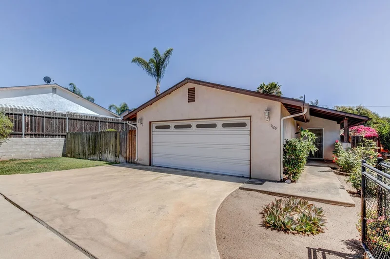 1129 Victor, El Cajon, CA 92021