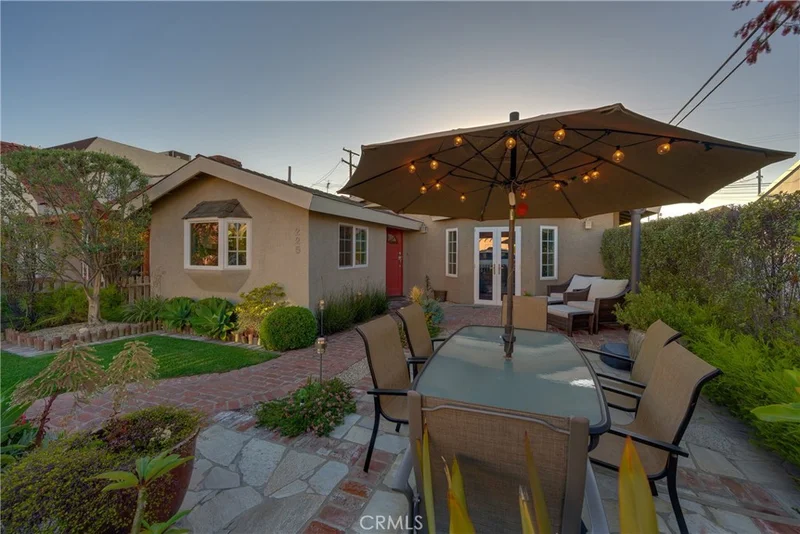 225 Covina, Long Beach, CA 90803