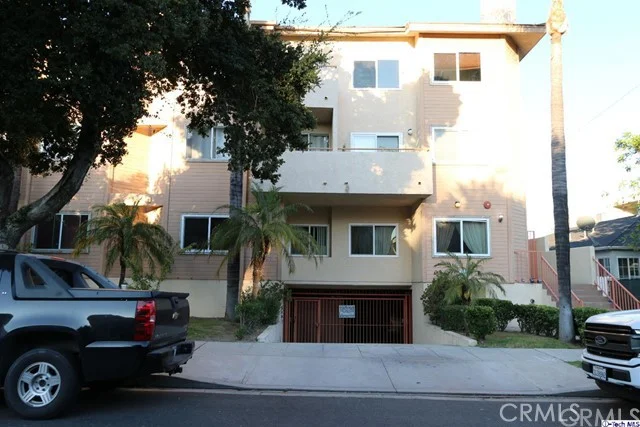 2310 Fairview #105, Burbank, CA 91504