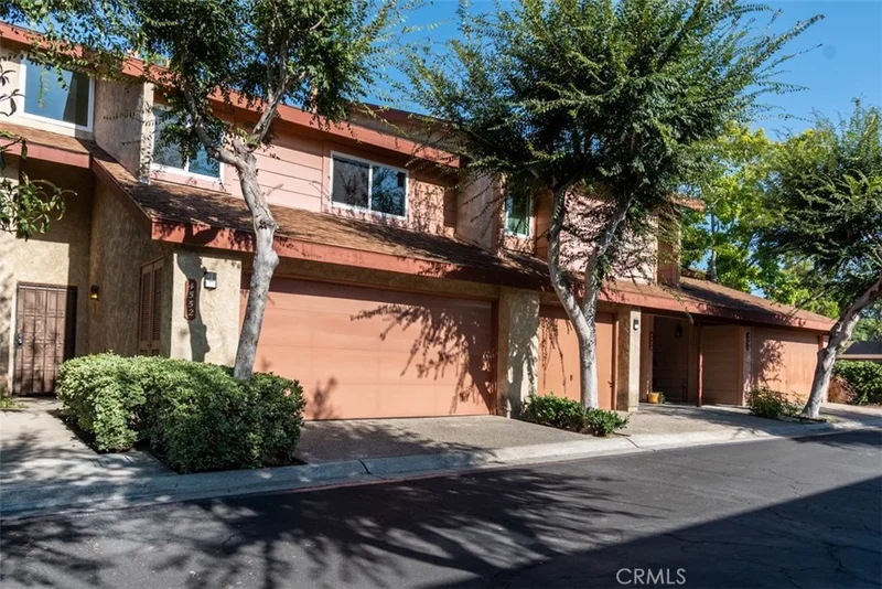 4552 5th #45, Santa Ana, CA 92703