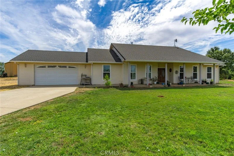 25325 6th Avenue, Los Molinos, CA 96055