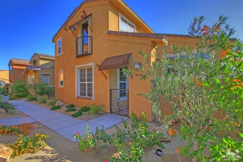 52470 Hawthorn, La Quinta, CA 92253
