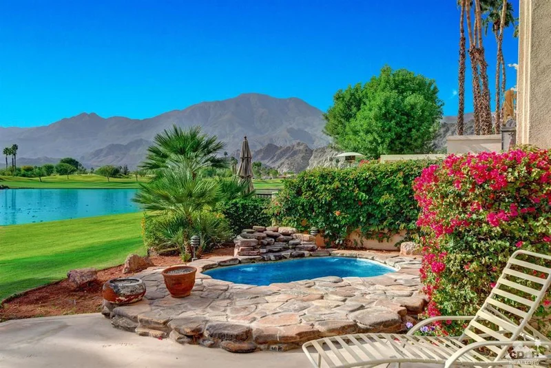 55730 Pinehurst, La Quinta, CA 92253