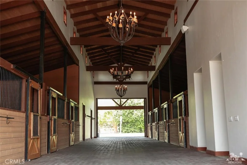55075 Monroe Street, La Quinta, CA 92253
