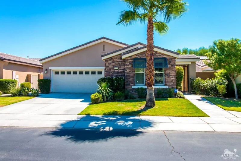 61510 Fire Barrel, La Quinta, CA 92253