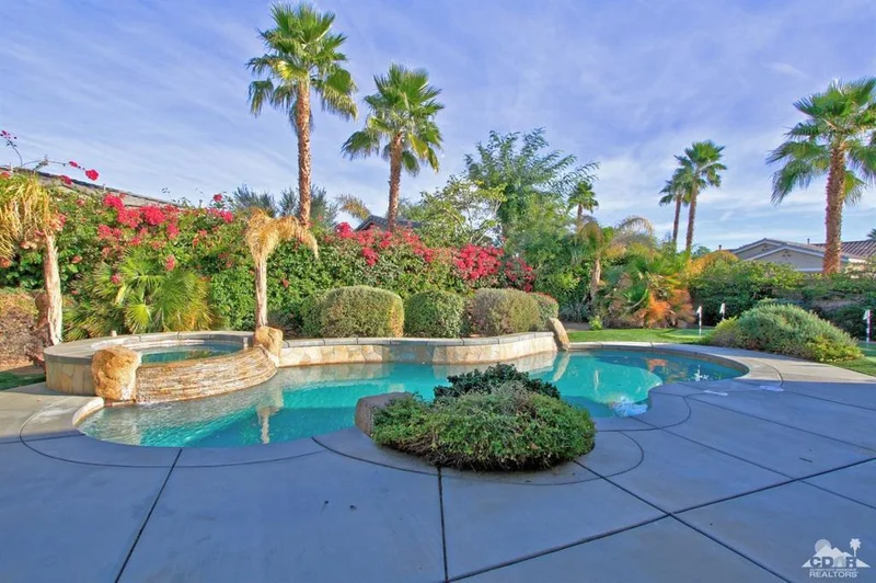 61290 Fire Barrel, La Quinta, CA 92253