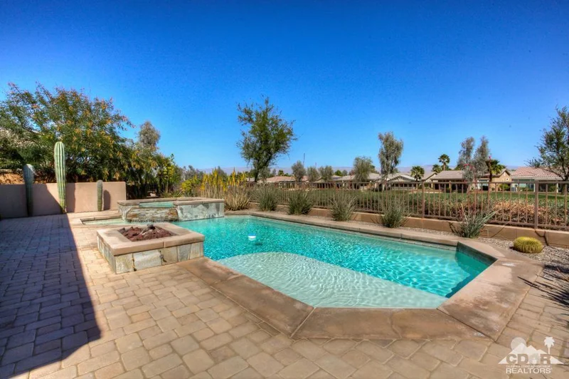 61744 Topaz, La Quinta, CA 92253