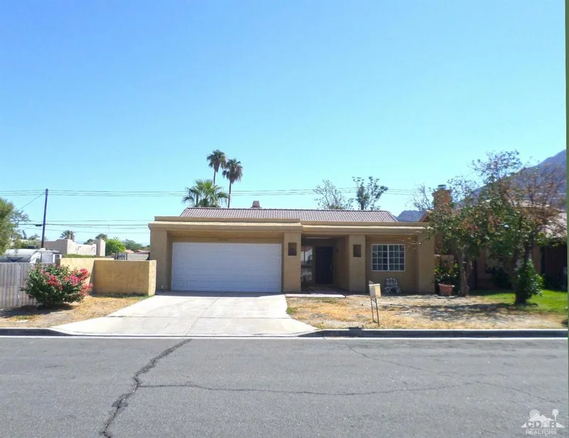 52280 Avenida Mendoza, La Quinta, CA 92253