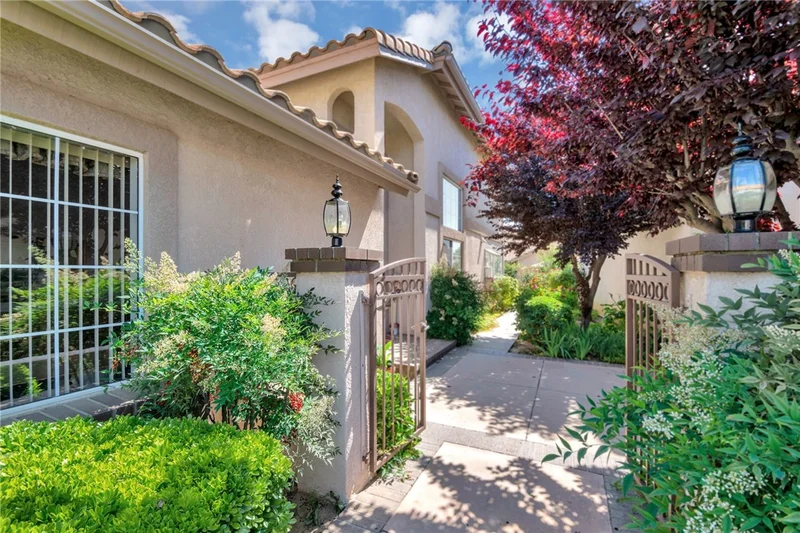 1010 Oakland Hills, Banning, CA 92220