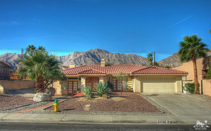 54685 Eisenhower, La Quinta, CA 92253