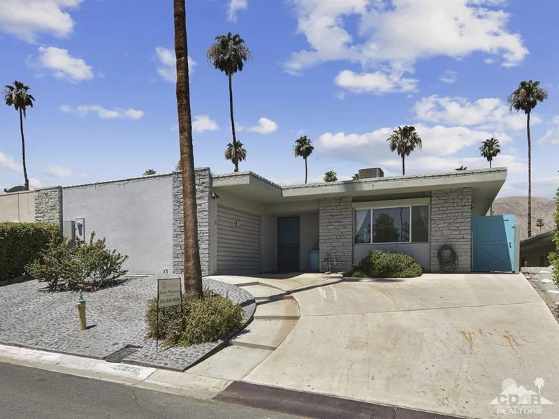 46145 Burroweed, Palm Desert, CA 92260