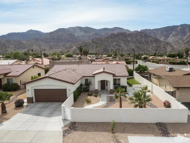 52275 Avenida Martinez, La Quinta, CA 92253