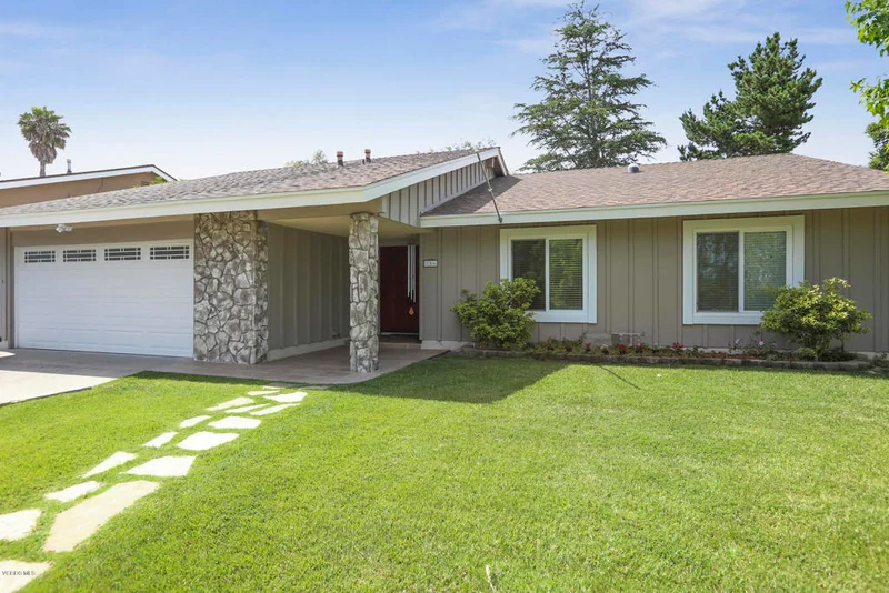 786 Capitan, Newbury Park, CA 91320