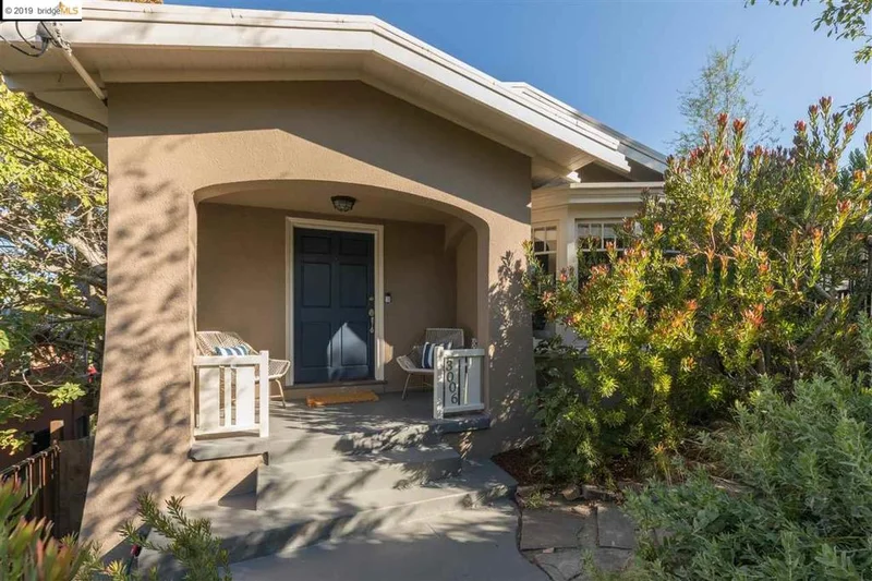 3006 Modesto Ave, Oakland, CA 94619