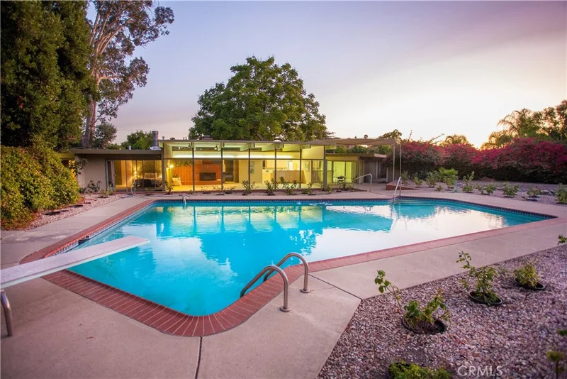 1247 Sierra Madre, Glendora, CA 91741