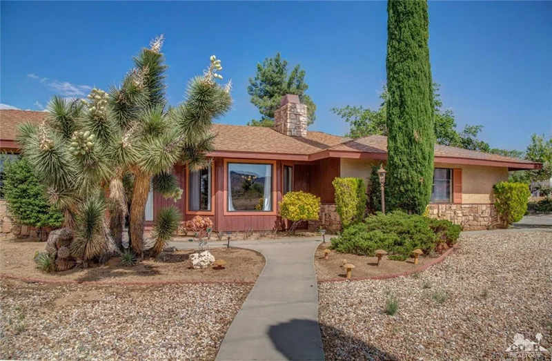 8807 Warren Vista, Yucca Valley, CA 92284