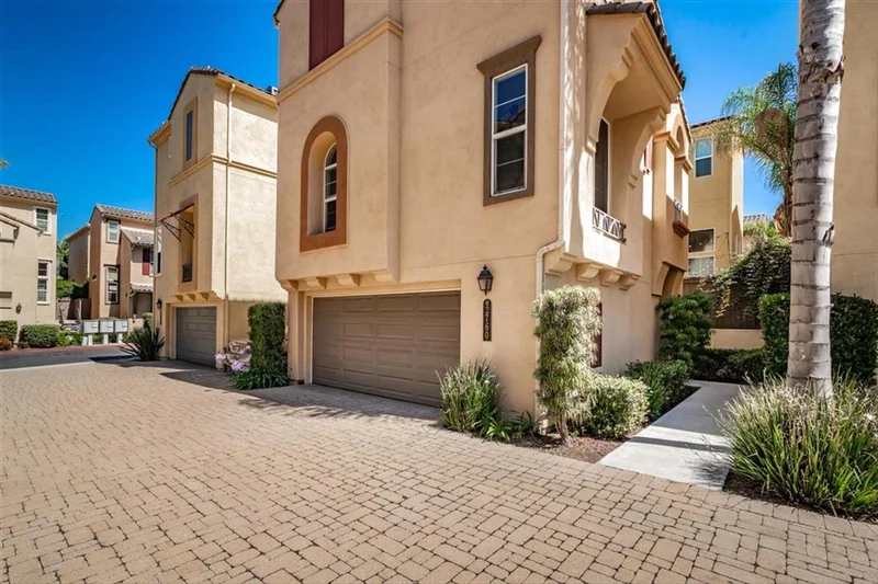 2760 Villas Way, San Diego, CA 92108