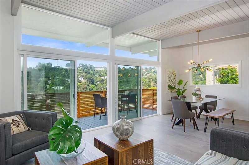 8722 Skyline Drive, Los Angeles, CA 90046