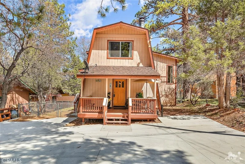 857 Los Angeles, Sugarloaf, CA 92314
