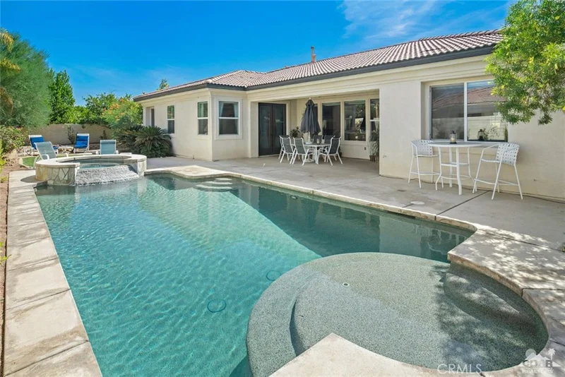 118 Cascada, Palm Desert, CA 92211