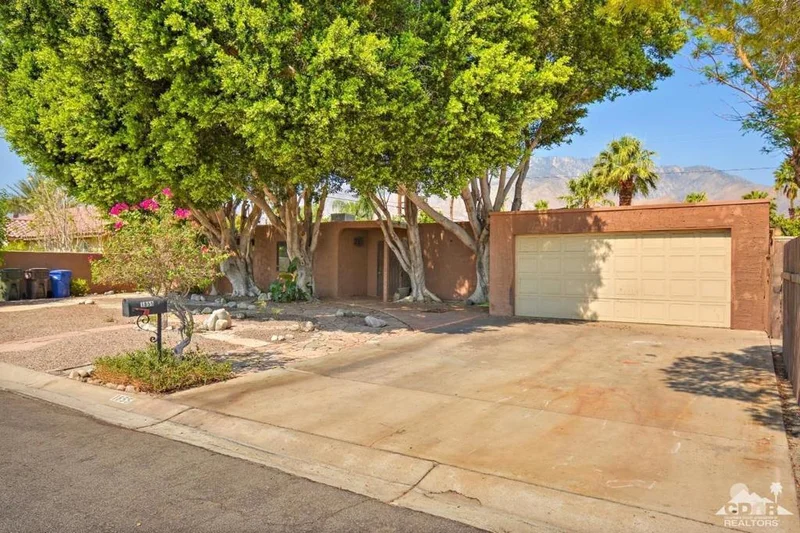 1855 Los Alamos, Palm Springs, CA 92262
