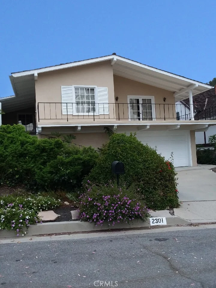 2301 Via Alamitos, Palos Verdes Estates, CA 90274