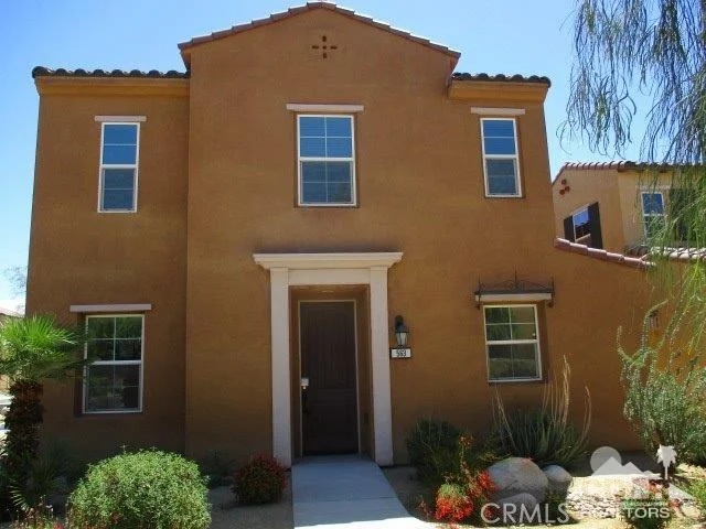 563 Via De La Paz, Palm Desert, CA 92211