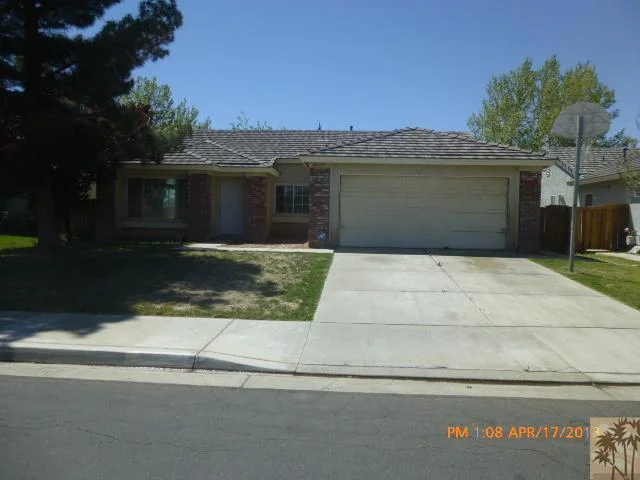 45657 Berkshire, Lancaster, CA 93534