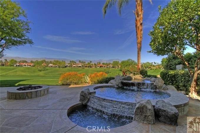 557 Mesa Grande, Palm Desert, CA 92211