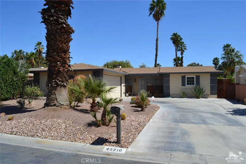 43210 Virginia, Palm Desert, CA 92211