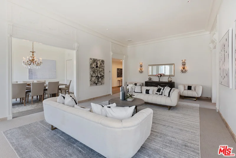 10106 Empyrean #302, Los Angeles, CA 90067