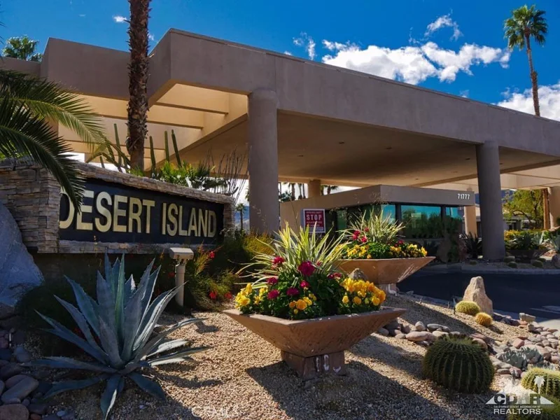 899 Island #504, Rancho Mirage, CA 92270