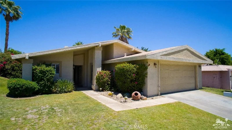77564 Edinborough, Palm Desert, CA 92211
