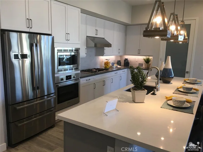 2301 Retreat, Palm Desert, CA 92260